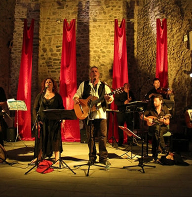 Le tre anime della Camerata Polifonica Siciliana  non solo classica, ma anche folk e swing