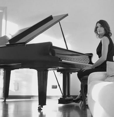 Con “A New Beginning” Roberta Di Mario  trasforma il suono in energia