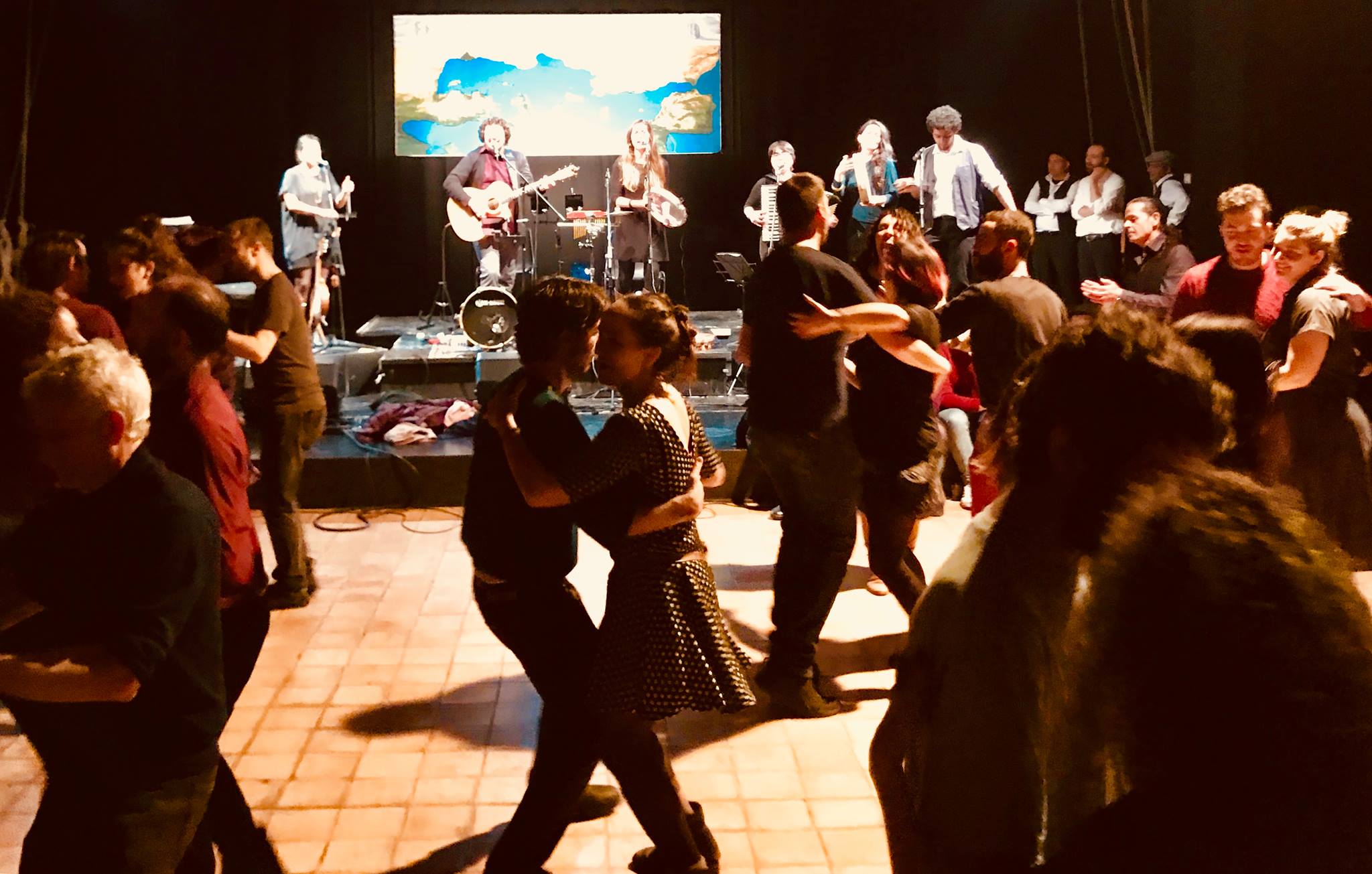 A Fleri la festa a ballu e il balfolk del quartetto Le Matrioske