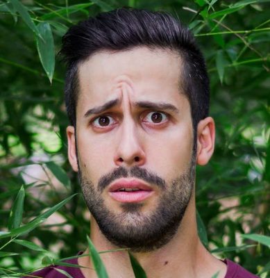 La stand up comedy di Zō: arriva “Siete troppo forti” di Davide Marini