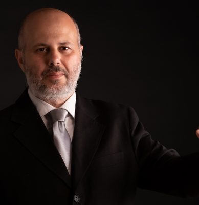 Il M° Francesco Di Mauro a Valencia tra i professori della masterclass internazionale di direzione d’orchestra: «Felice di donare ai giovani la mia esperienza»