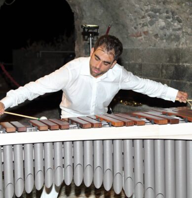 Al festival InterSezioni i virtuosismi della marimba solista di Rosario Gioeni