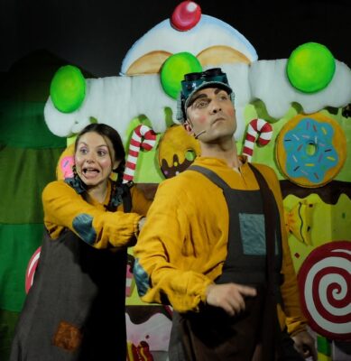 “Ricreiamo il Natale”, il 26 dicembre a Catania la fiaba di Hansel e Gretel per i piccoli e “Ossa ri crita”, la poesia-teatro del reggino Massino Barilla