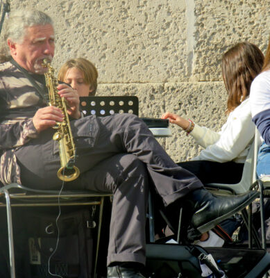 Il sassofonista argentino Javier Girotto guest star della Orchestra per la pace e l’inclusione della Scuola Parini di Catania