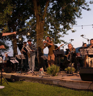 “Jazz in vigna”, a Santa Venerina radici jazz e popolari per la Monk Jazz Orchestra