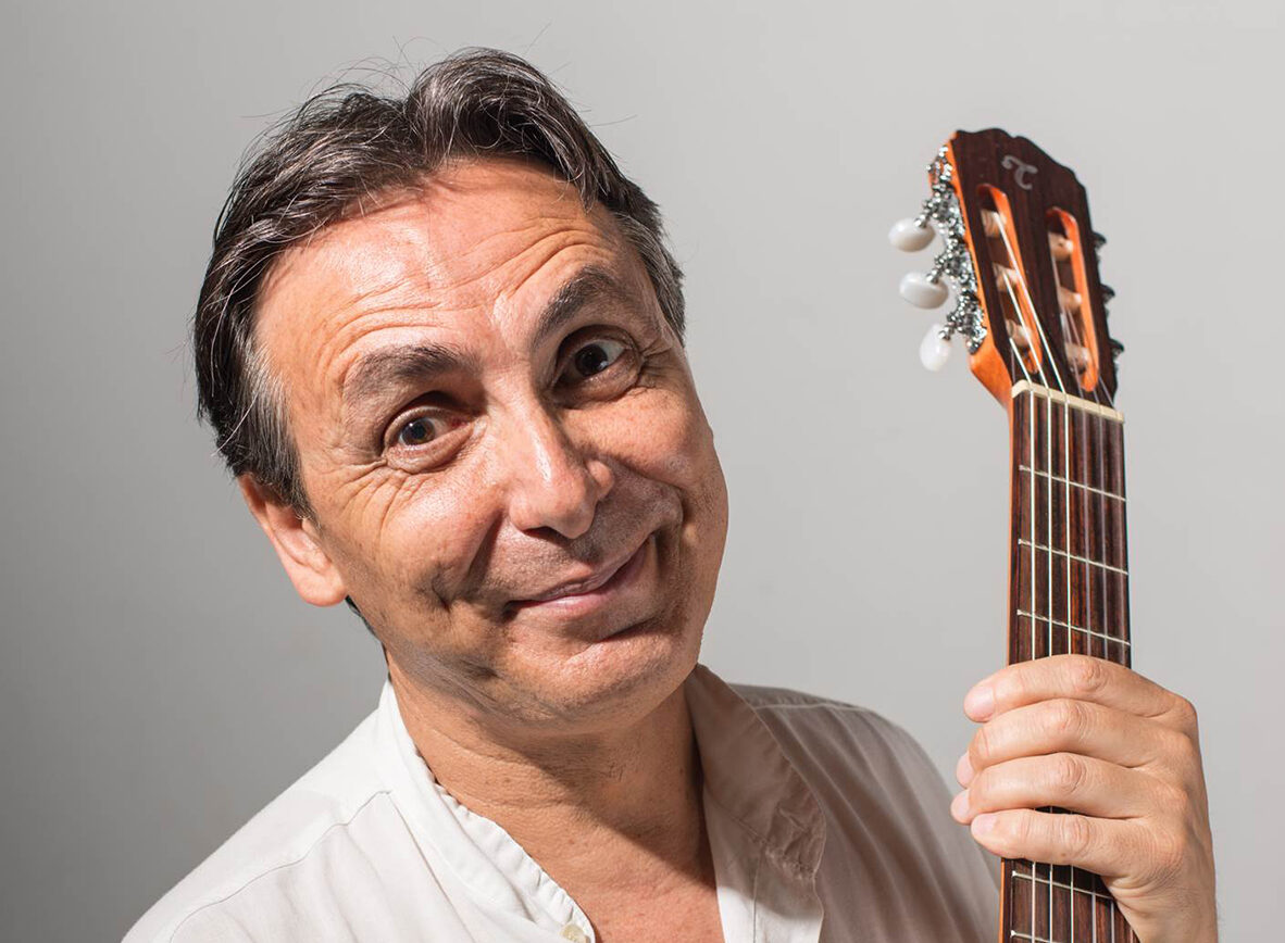 Palermo Non Scema Festival, all’Agricantus si ascolterà in cuffia Carosone cantato da Enzo Carro