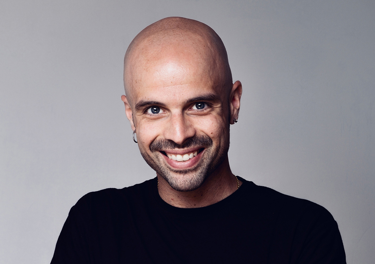 Open Source Comedy al Teatro Agricantus, Emiliano Morana dice “Stop”